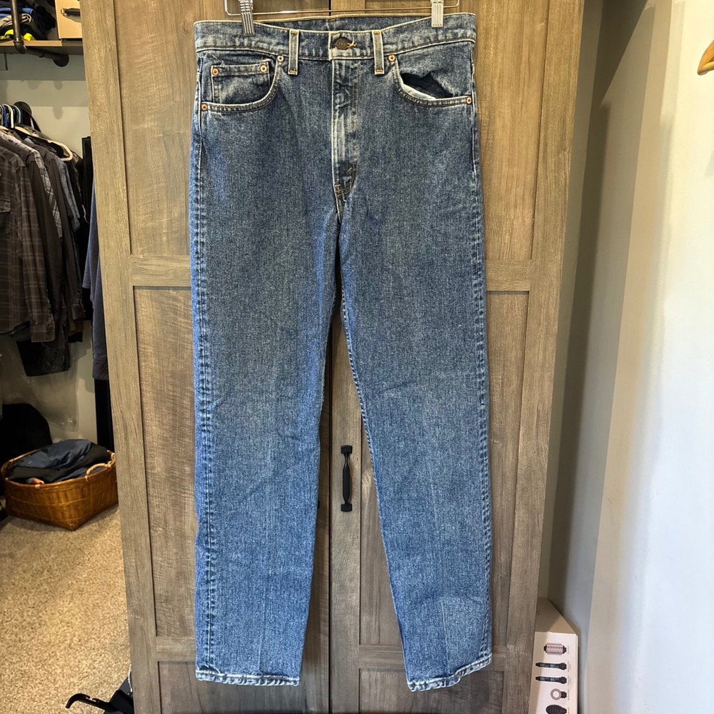 Vintage Levis 505 Jeans Mens 34x32 (measures 32) Blue Denim Made in USA 1991